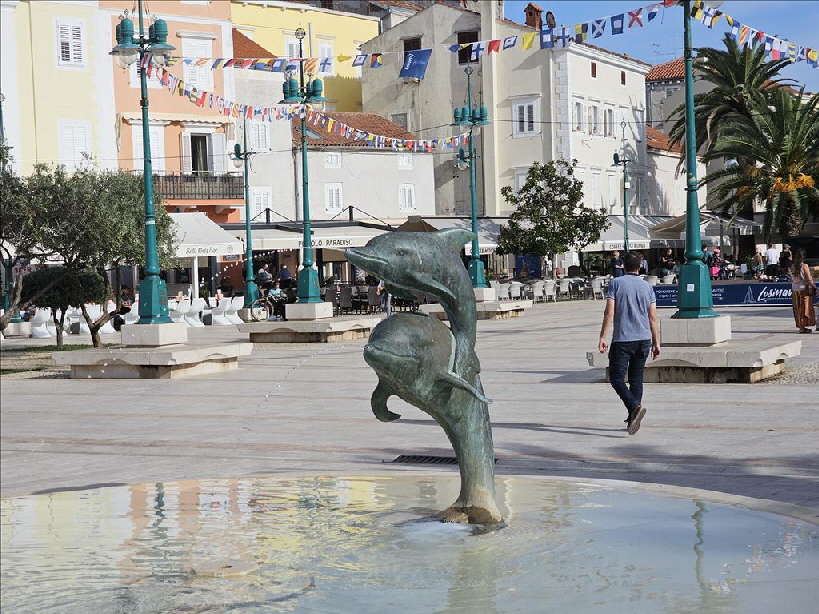 Delphinbrunnen auf Mali Losinj